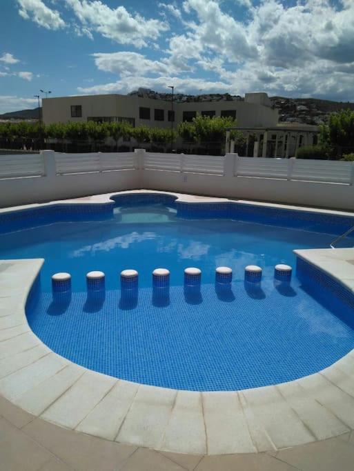 Apartamento Centrico En La Playa Con Piscina. Peniscola Exterior photo